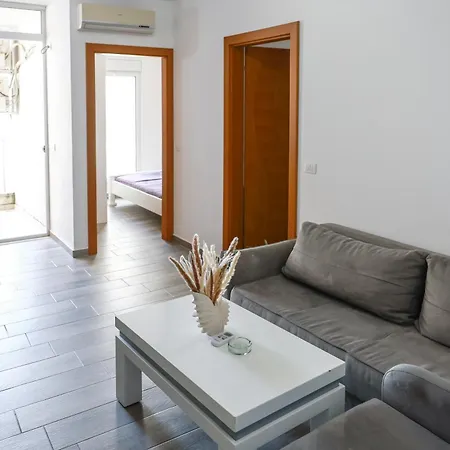 Otel Filipi Shëngjin
