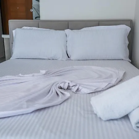 Filipi Hotel *